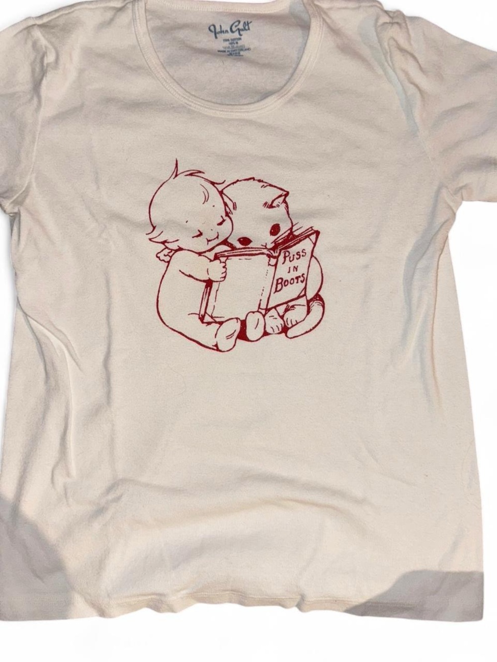 Brandy Melville Cream Tee with Red Kitten Graphic
